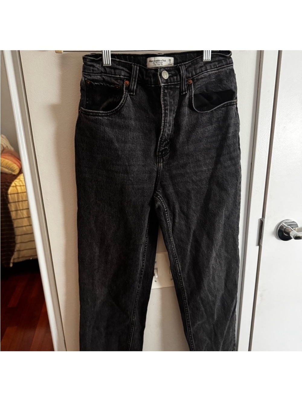 Abercrombie 90s Straight Ultra High Rise Gray Wash Jeans Size 26 - Picture 6 of 6